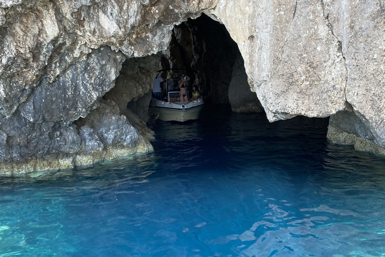 Shipwreck - Blue Caves Private Cruise tsilivi zakynthos