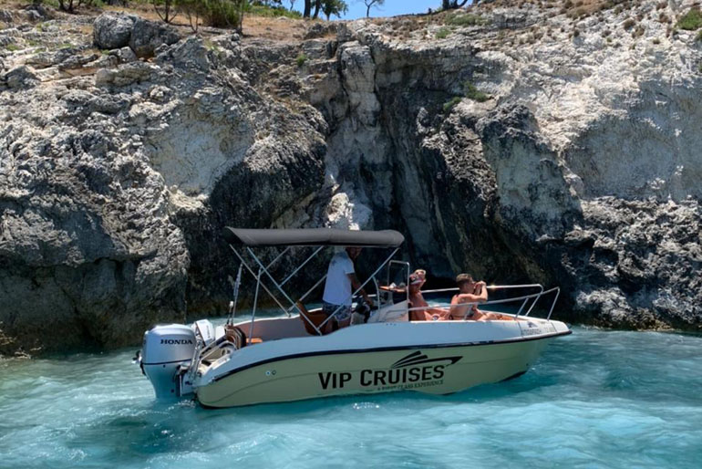Shipwreck - Blue Caves Private Cruise tsilivi zakynthos